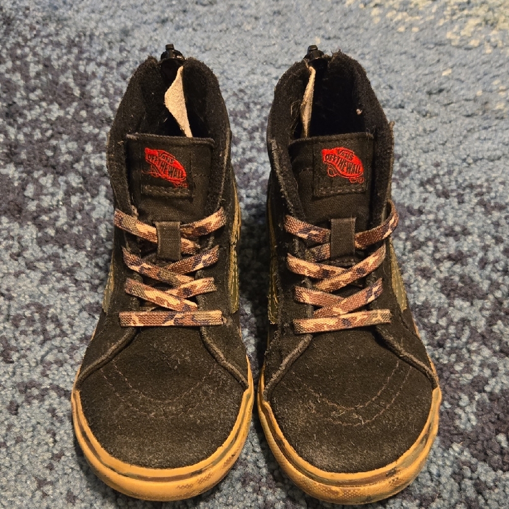 Vans Black and Camo SK8-Hi